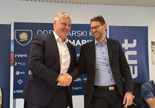 Milan Kuster in Gregor Prišenk sta podpisala pogodbo za generalnega sponzorja Odbojkarskega kluba I-vent Maribor