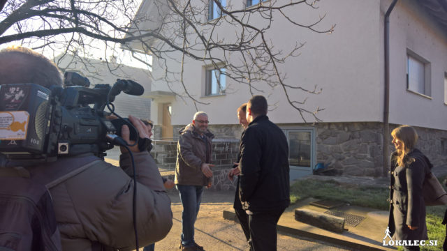 Minister Zdravko Počivalšek, župan občine Hoče-Slivnica Marko Soršak in kmet Rado Lobnik