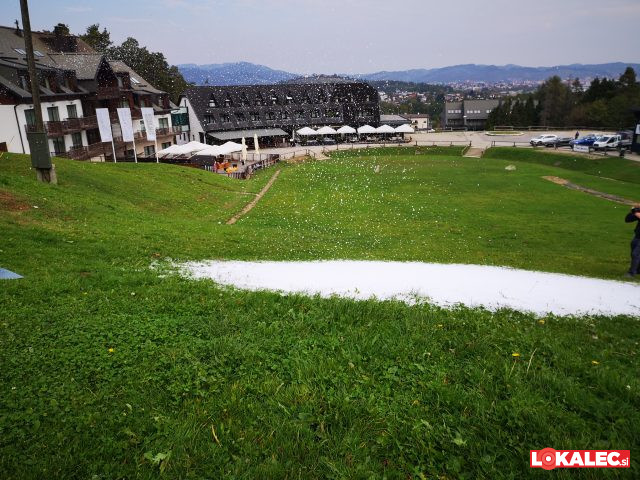 Umetni sneg na Snežnem stadionu